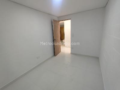 Casa de 4 alcobas en venta en San Gabriel, Bello, 65 m² · foto 13 de 16