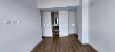 Apartamento de 2 alcobas en venta en Rionegro, Rionegro, 82 m² · foto 2 de 18