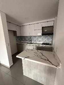 Apartamento de 3 alcobas en venta en Rionegro, Rionegro, 72 m² · foto 2 de 11