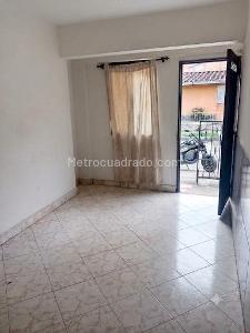 Apartamento de 3 alcobas en venta en Santamaria No 2, Itagüí, 100 m² · foto 14 de 14
