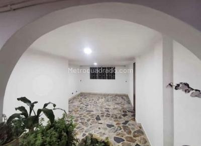 Apartamento en venta en Santa Teresita, Medellín · foto 8 de 13