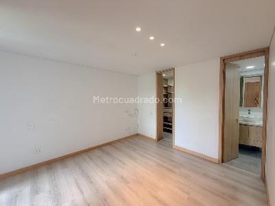 Apartamento de 2 alcobas en venta en El Poblado, Medellín, 115 m² · foto 11 de 20