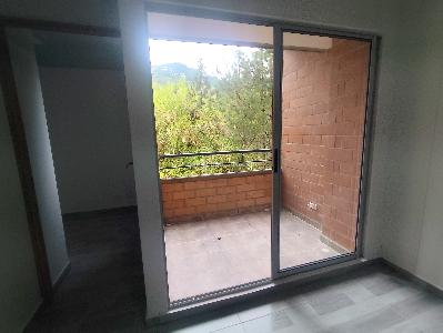 Apartamento de 2 alcobas en venta en Norteamerica, Bello, 80 m² · foto 7 de 12