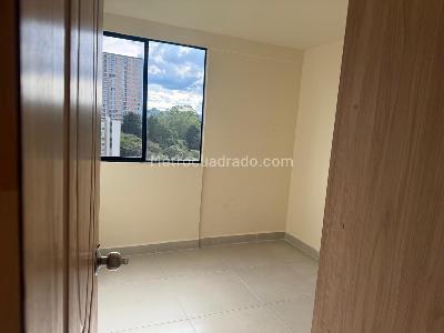 Apartamento de 2 alcobas en venta en Bosques De Robledal, Rionegro, 49 m² · foto 4 de 14
