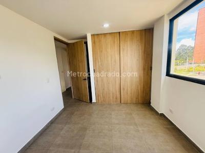 Casa de 4 alcobas en venta en Barro Blanco, Rionegro, 250 m² · foto 10 de 16