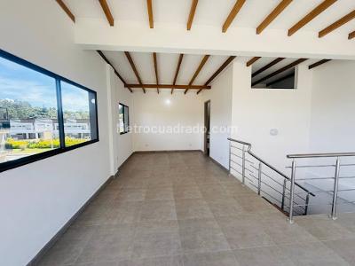Casa de 4 alcobas en venta en Barro Blanco, Rionegro, 250 m² · foto 12 de 16