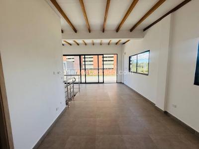 Casa de 4 alcobas en venta en Barro Blanco, Rionegro, 250 m² · foto 13 de 16