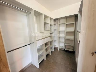 Casa de 4 alcobas en venta en Barro Blanco, Rionegro, 250 m² · foto 15 de 16