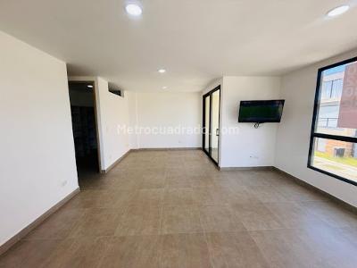 Casa de 4 alcobas en venta en Barro Blanco, Rionegro, 250 m² · foto 5 de 16