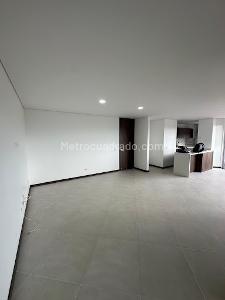 Apartamento de 2 alcobas en venta en San Antonio De Pereira, Rionegro, 81 m² · foto 2 de 14