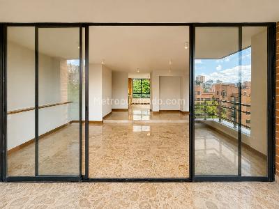 Apartamento de 4 alcobas en venta en La Tomatera, Medellín, 220 m² · foto 5 de 17