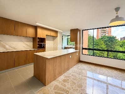 Apartamento de 4 alcobas en venta en La Tomatera, Medellín, 220 m² · foto 8 de 17