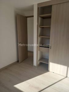 Apartamento de 3 alcobas en venta en Los Colegios, Rionegro, 73 m² · foto 5 de 7