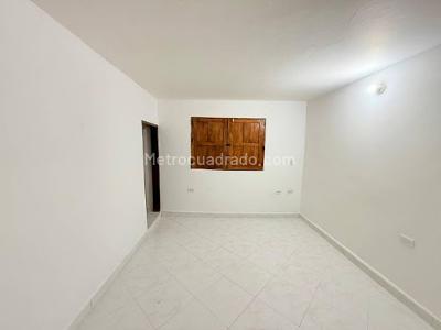 Casa de 3 alcobas en venta en El Capiro, Rionegro, 200 m² · foto 10 de 13