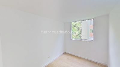 Apartamento de 3 alcobas en venta en Valadares, Bello, 61 m² · foto 10 de 10