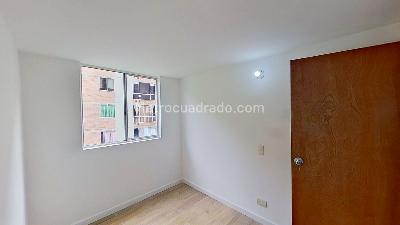 Apartamento de 3 alcobas en venta en Valadares, Bello, 61 m² · foto 4 de 10