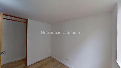 Apartamento de 3 alcobas en venta en Valadares, Bello, 61 m² · foto 7 de 10