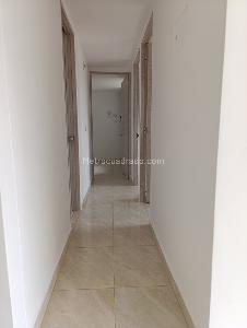 Apartamento de 3 alcobas en venta en Valadares, Bello, 55 m² · foto 8 de 14