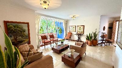Apartamento de 4 alcobas en venta en Laureles, Medellín, 101 m² · foto 3 de 20