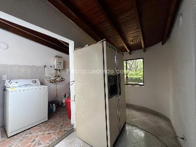 Apartamento en venta en Zuñiga, Medellín · foto 9 de 11