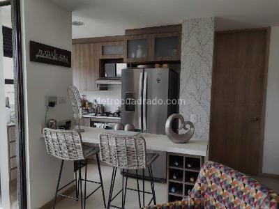 Apartamento de 2 alcobas en venta en Barro Blanco, Rionegro, 69 m² · foto 4 de 10