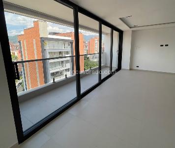 Apartamento de 3 alcobas en venta en Laureles, Medellín, 115 m² · foto 3 de 9