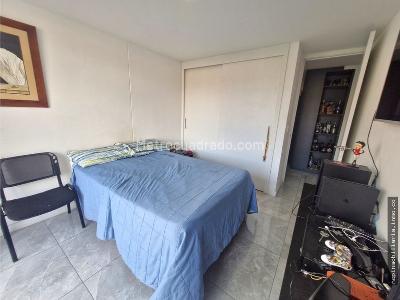 Apartamento de 3 alcobas en venta en Laureles, Medellín, 110 m² · foto 13 de 20