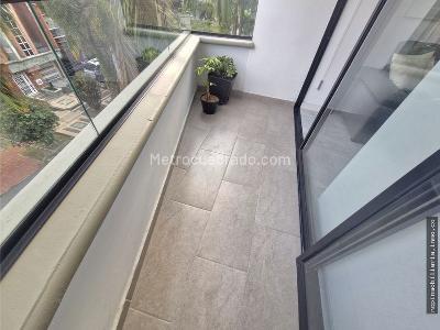 Apartamento de 3 alcobas en venta en Laureles, Medellín, 110 m² · foto 2 de 20