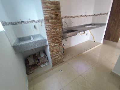 Apartamento de 3 alcobas en venta en Madera, Bello, 57 m² · foto 4 de 18