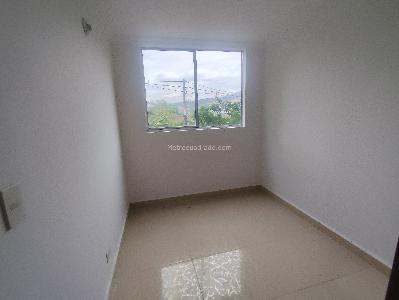 Apartamento de 3 alcobas en venta en Madera, Bello, 57 m² · foto 8 de 18