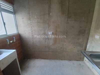 Apartamento de 2 alcobas en venta en La Primavera, Bello, 48 m² · foto 3 de 11