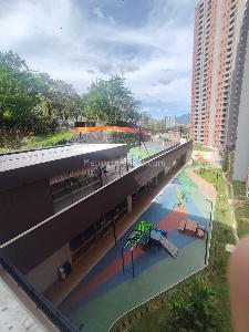 Apartamento de 2 alcobas en venta en La Primavera, Bello, 48 m² · foto 10 de 11