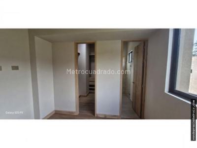 Casa de 4 alcobas en venta en Rionegro, Rionegro, 250 m² · foto 11 de 16