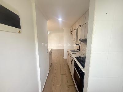 Apartamento en venta en Loma Del Indio, Medellín · foto 2 de 11