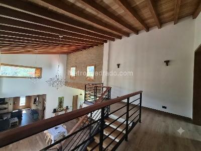 Casa de 3 alcobas en venta en Via Rionegro La Ceja, Rionegro, 300 m² · foto 12 de 20
