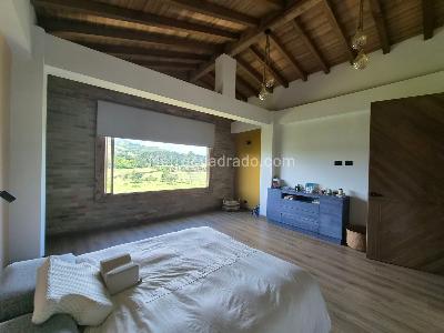 Casa de 3 alcobas en venta en Via Rionegro La Ceja, Rionegro, 300 m² · foto 14 de 20