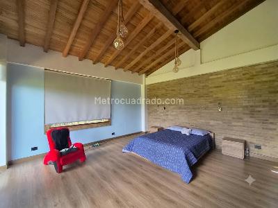 Casa de 3 alcobas en venta en Via Rionegro La Ceja, Rionegro, 300 m² · foto 16 de 20