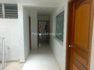 Casa de 5 alcobas en venta en La Floresta, Medellín, 427 m² · foto 7 de 20