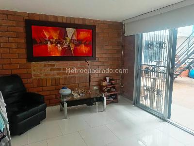 Casa de 5 alcobas en venta en La Floresta, Medellín, 427 m² · foto 10 de 20