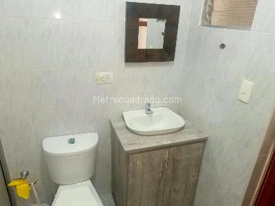 Casa de 5 alcobas en venta en La Floresta, Medellín, 427 m² · foto 16 de 20