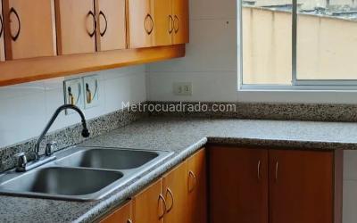 Apartamento de 4 alcobas en venta en Laureles, Medellín, 160 m² · foto 4 de 15