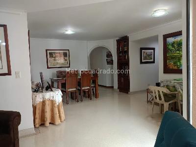 Apartamento en venta en Laureles, Medellín · foto 3 de 20