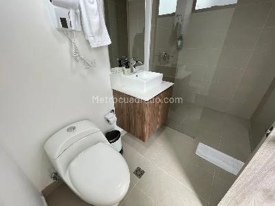 Apartaestudio en venta en Laureles, Medellín, 43 m² · foto 7 de 15
