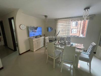 Apartamento de 3 alcobas en venta en Laureles, Medellín, 133 m² · foto 6 de 20