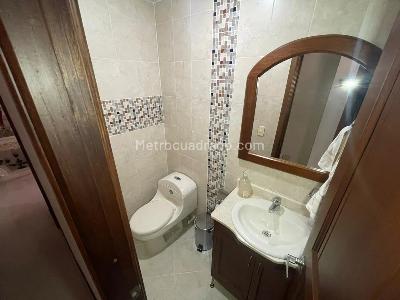 Apartamento de 3 alcobas en venta en Laureles, Medellín, 133 m² · foto 19 de 20