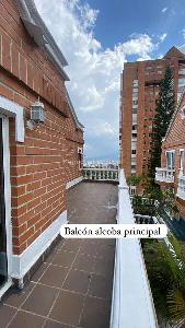 Casa de 5 alcobas en venta en El Poblado, Medellín, 554 m² · foto 2 de 20