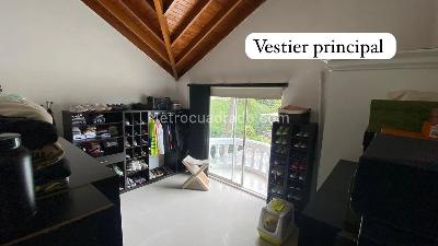 Casa de 5 alcobas en venta en El Poblado, Medellín, 554 m² · foto 16 de 20