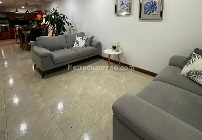 Casa de 4 alcobas en venta en San Antonio De Pereira, Rionegro, 153 m² · foto 3 de 20