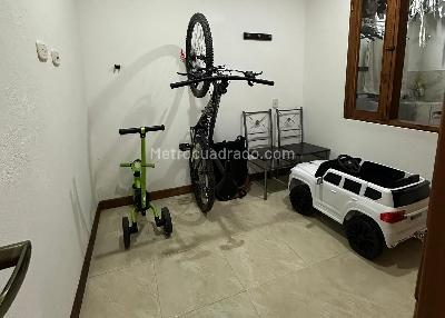 Casa de 4 alcobas en venta en San Antonio De Pereira, Rionegro, 153 m² · foto 13 de 20