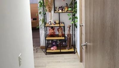 Apartamento de 2 alcobas en venta en El Tesoro, Medellín, 92 m² · foto 3 de 14
